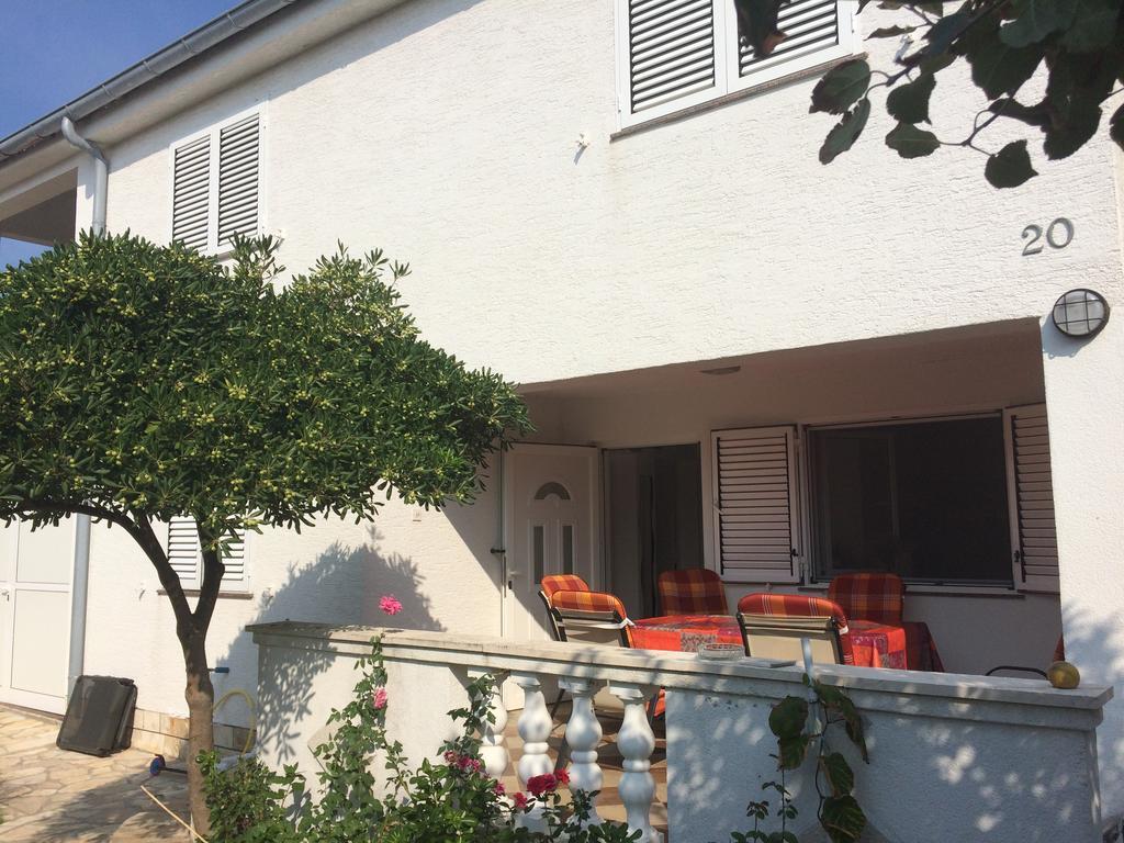 Dragica Apartments Vrsi Esterno foto